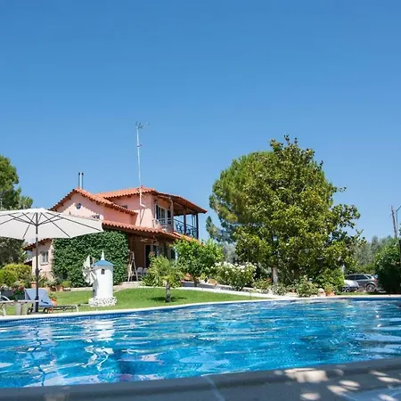 Georgia Βίλα Ερέτρια